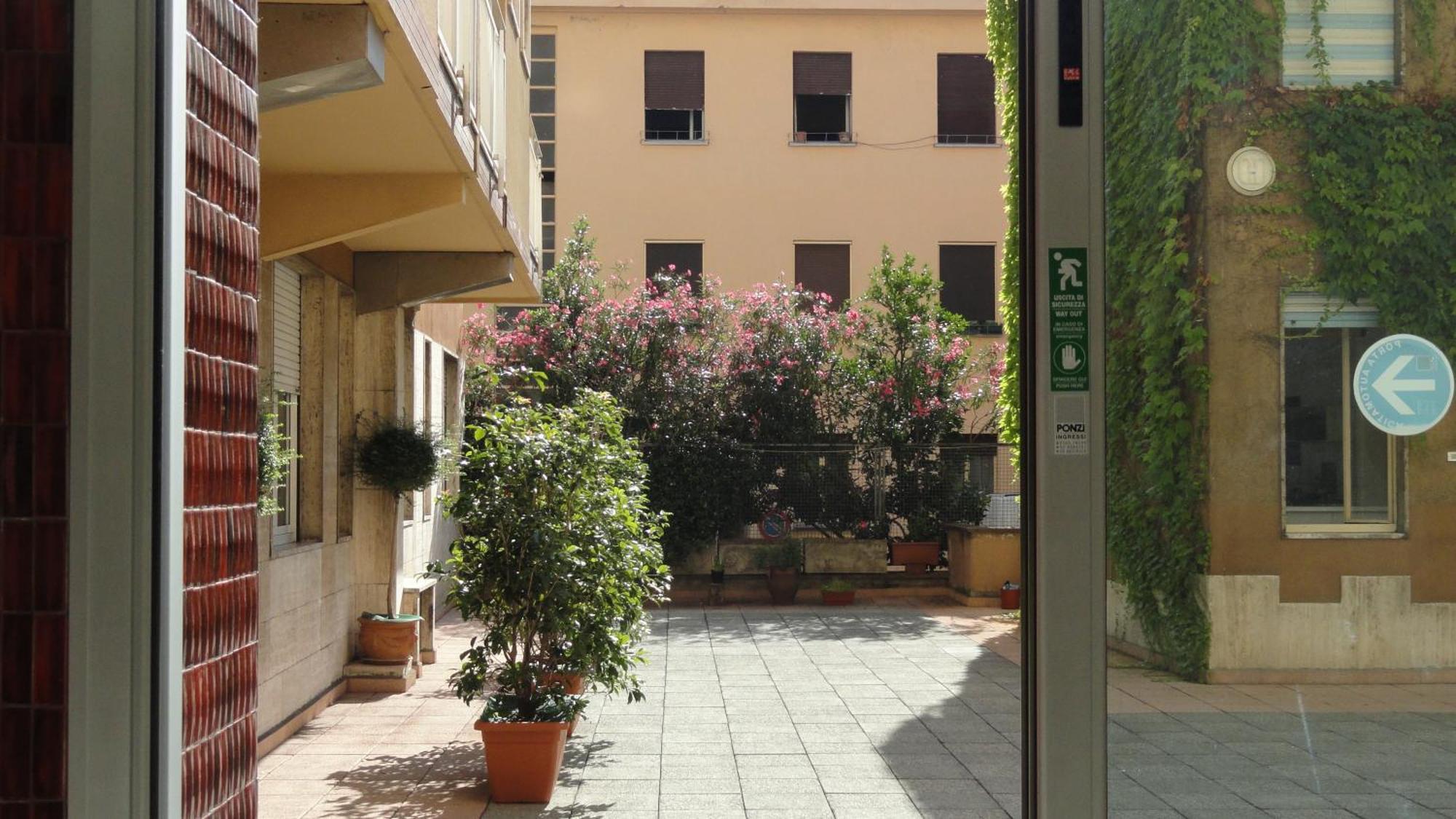 Residence Giusti 6 Milan Bagian luar foto