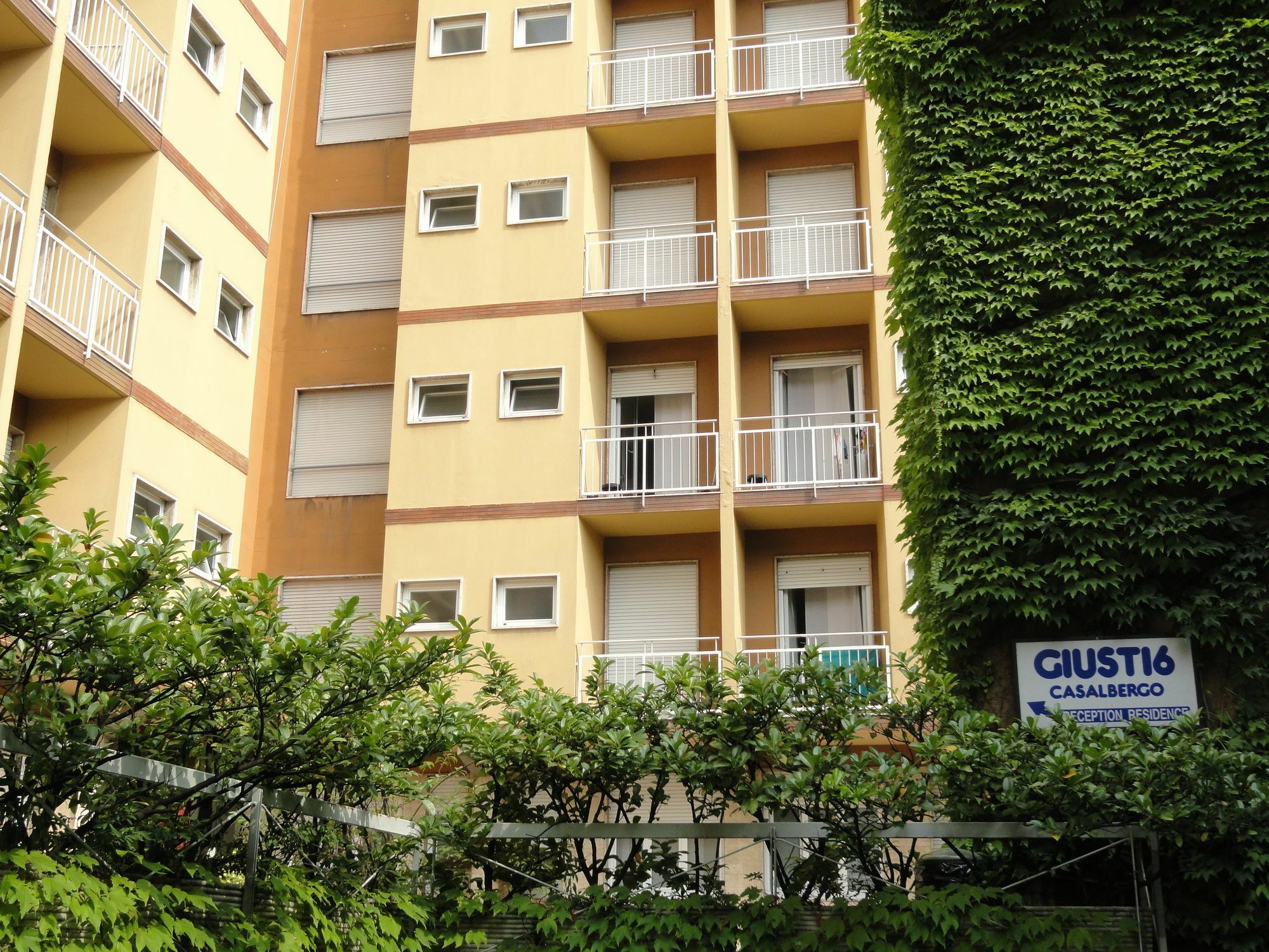 Residence Giusti 6 Milan Bagian luar foto